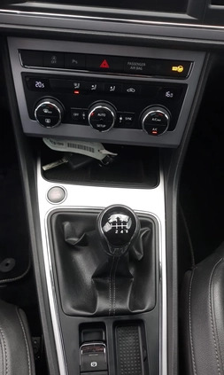 Seat Leon cena 45999 przebieg: 199000, rok produkcji 2018 z Tychy małe 172